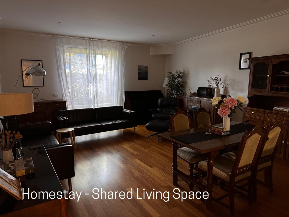 Homestay - Yarra River Boulevard - Private Room Melbourne Esterno foto
